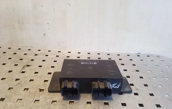 Volkswagen PASSAT B5 Comfort/convenience module 1J0959799J