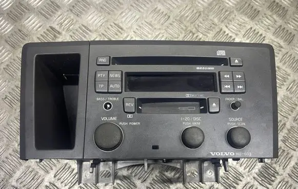 Volvo V70 Radio/CD/DVD/GPS head unit 9491792 9491217