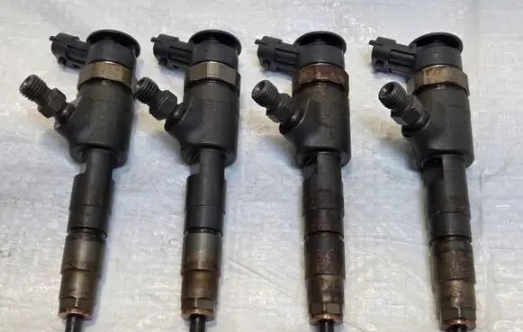 Fuel injector