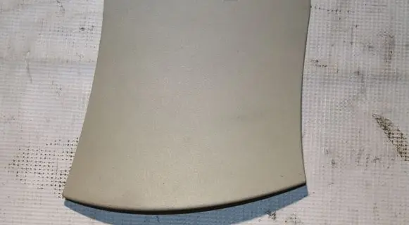 (D)pillar trim (top)
