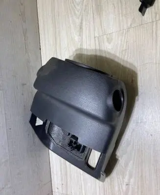 Steering wheel column trim