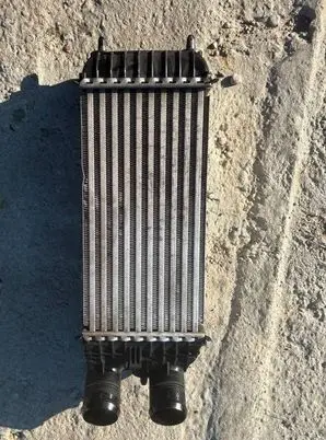 Peugeot 2008 I Intercooler radiator 9803900780 0288083