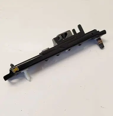 Opel Insignia A Seat belt adjustment rail D00863