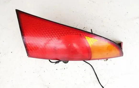 Ford Focus Rear/tail lights XS4113404AM XS41-13404-AM