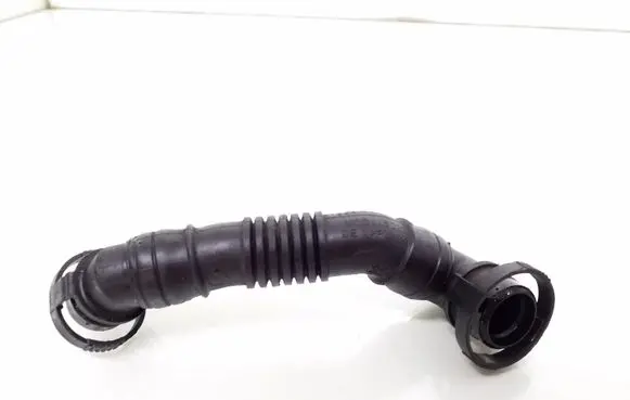 Volkswagen Golf V Breather hose/pipe 03G103493D