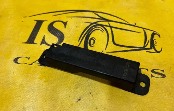 Mercedes-Benz GL X166 Keyless (KESSY) go control unit/module A1668200075