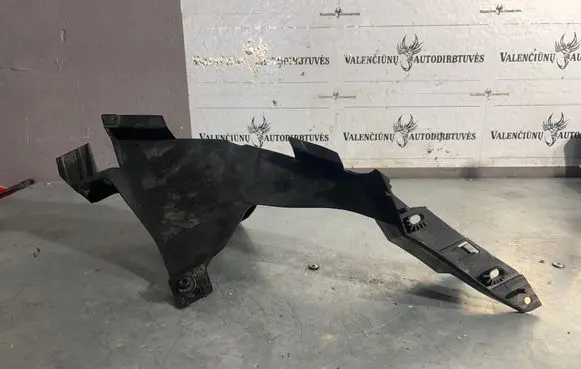 Audi A1 Headlight/headlamp mounting bracket 8XA805608 1390270X