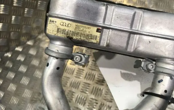 Audi A4 S4 B7 8E 8H Heater blower radiator 8E2820031