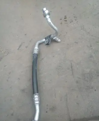 Nissan Leaf I (ZE0) Air conditioning (A/C) pipe/hose 924403NL08