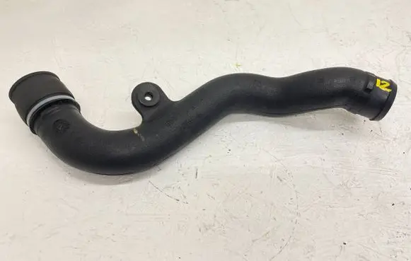 Audi A4 S4 B5 8D Intercooler hose/pipe 8D0145844A