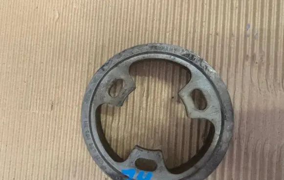Audi A4 S4 B7 8E 8H Camshaft pulley/ VANOS 059109111G