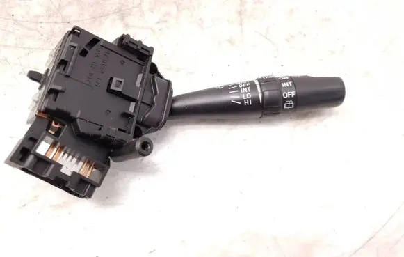 Toyota Avensis Verso Wiper control stalk 8465228640