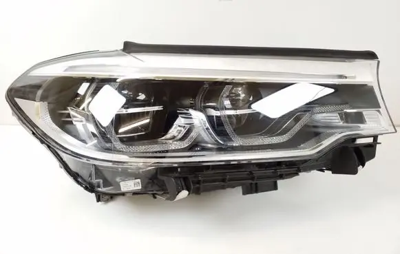 BMW 5 G30 G31 G38 Headlight/headlamp 7439210