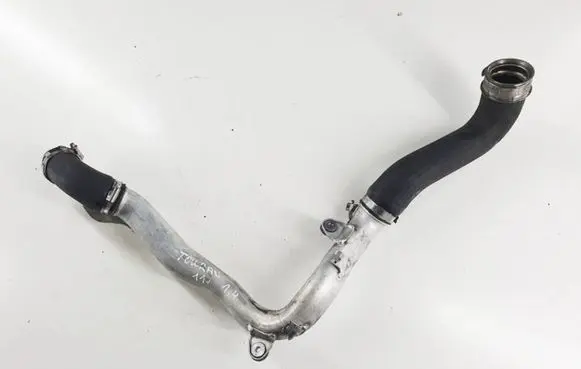 Volkswagen Touran II Air intake hose/pipe