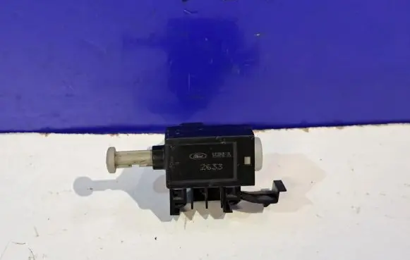 Clutch pedal sensor