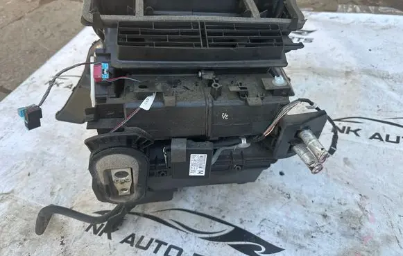 Toyota Auris E180 Interior heater climate box assembly MF4432308130 8705005720