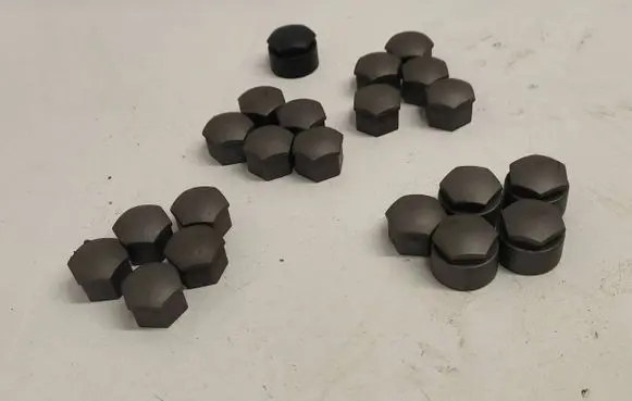 Audi A6 S6 C6 4F Wheel nut cap/cover 