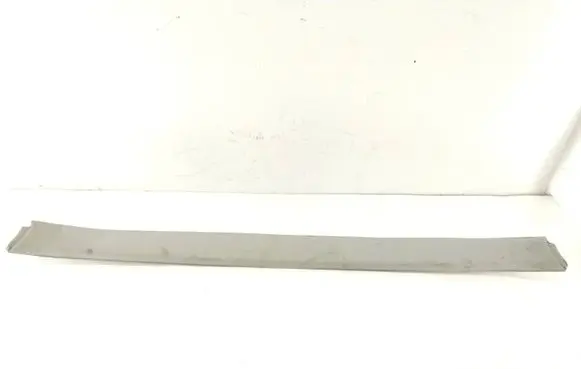 Toyota Avensis T250 Other trunk/boot trim element 6330505020 025466