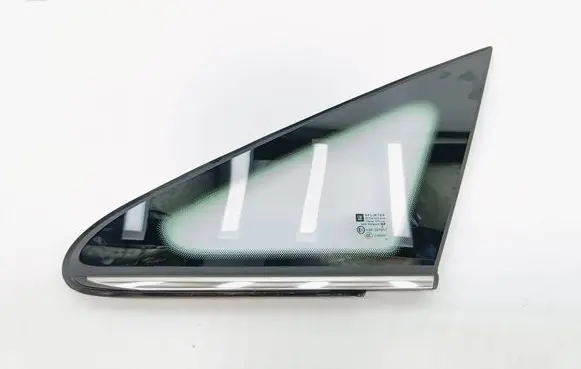 Opel Zafira B Front triangle window/glass 13123922