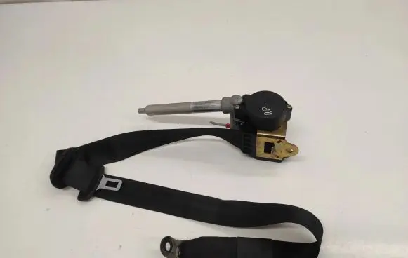 Audi A6 S6 C4 4A Front seatbelt