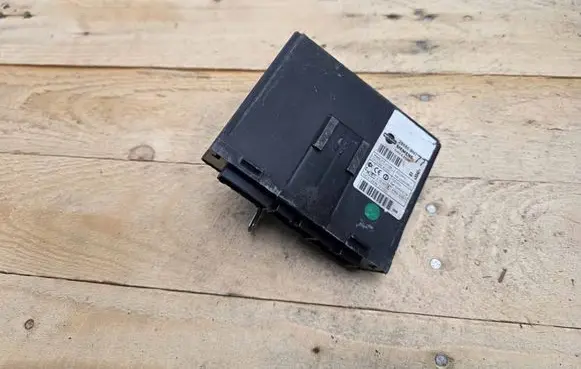 Nissan Almera Tino Comfort/convenience module 28550BN777
