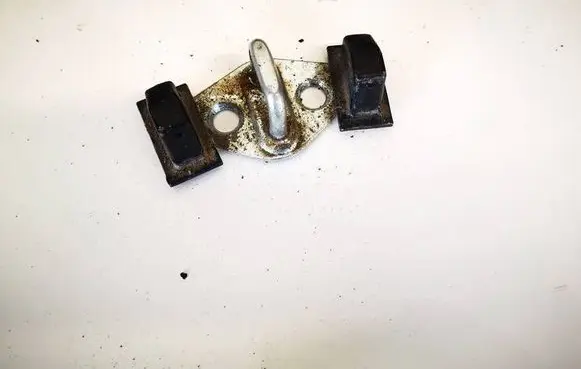 Hyundai i30 Rear door lock loop/hook striker 