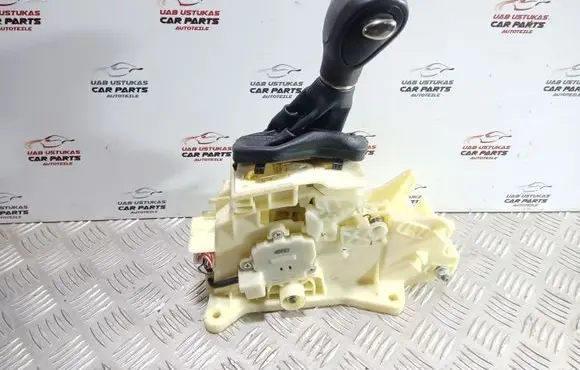 KIA Soul Gear shifter/selector 467002KXXX