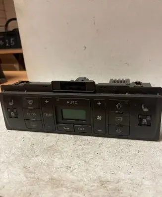 Audi A4 S4 B5 8D Climate control unit 8D0820043N 5HB00790804 D540000