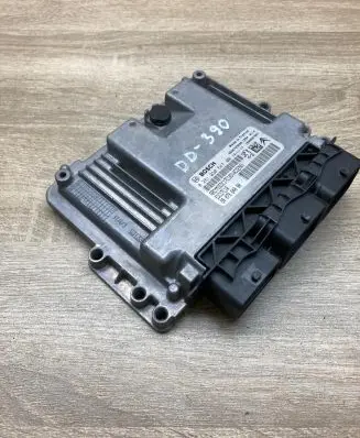 Peugeot 208 Engine control unit/module ECU 9807984080 0281030547