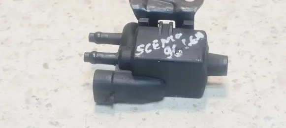Vacuum valve