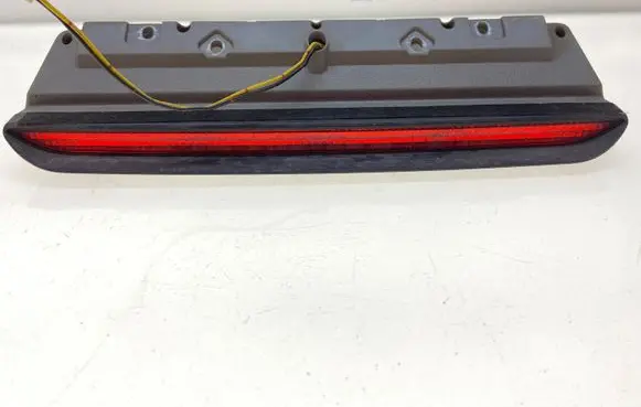 Subaru Forester SF Third/center stoplight