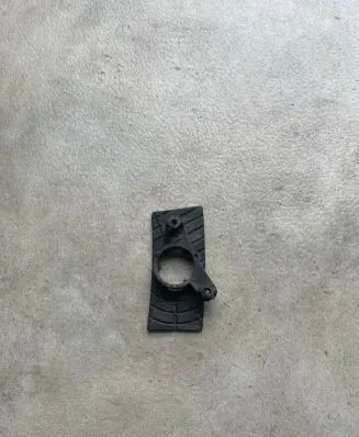 BMW 5 GT F07 Front bumper mounting bracket 7203826