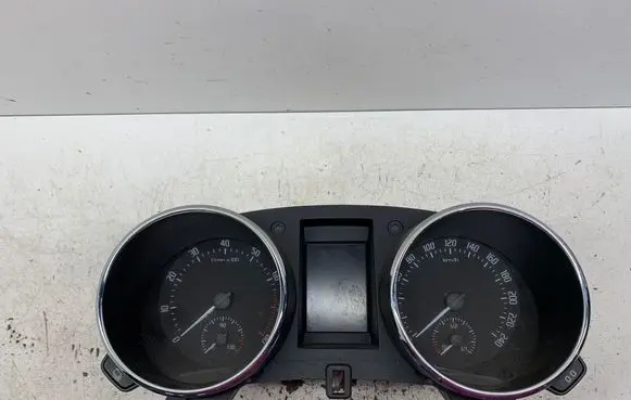 Skoda Yeti (5L) Speedometer (instrument cluster) A2C53296334 A2C53296335 5L0920800J