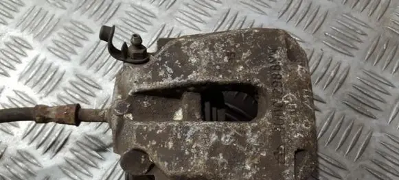 BMW 5 E39 Rear brake caliper 4010298