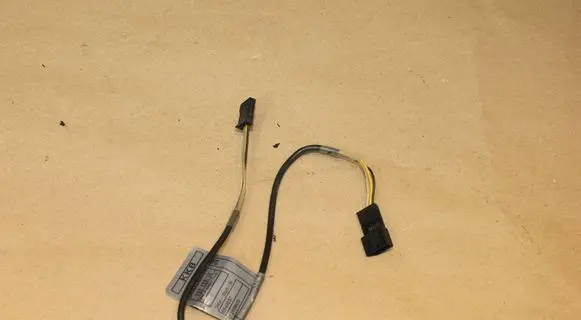 BMW 3 E90 E91 AUX in-socket connector 6940236