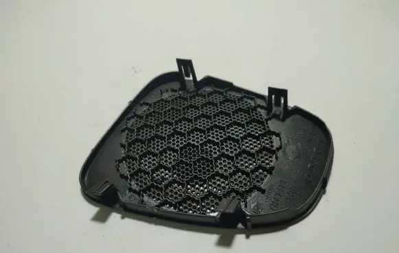 Volvo S70 V70 V70 XC Side speaker trim/cover 09150759