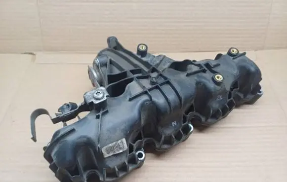 Skoda Yeti (5L) Intake manifold 03L129711AN