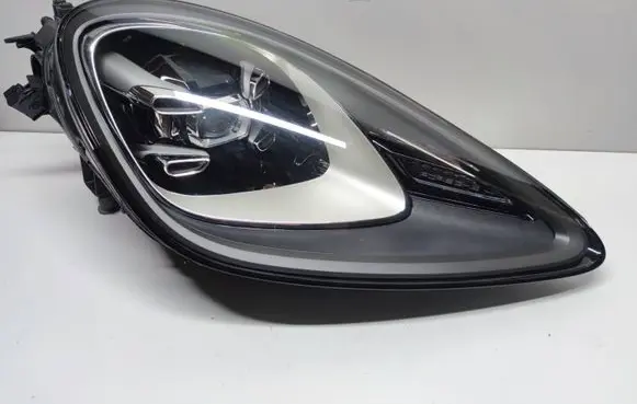 Porsche Cayenne (9Y0 9Y3) Headlight/headlamp 9Y0941034T