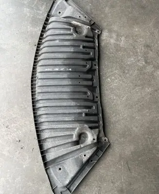 Mercedes-Benz E A207 Front bumper skid plate/under tray A2075200623 2075200623