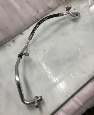 Citroen Berlingo Air conditioning (A/C) pipe/hose 9822433480