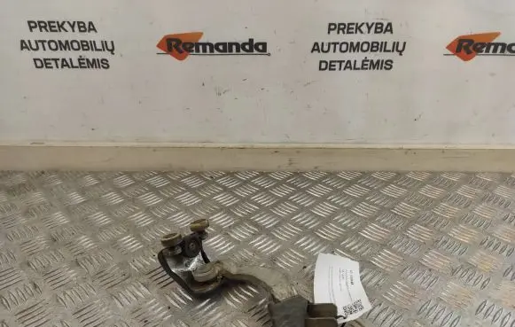 Iveco Daily 35 - 40.10 Sliding door upper roller guide/hinge 1071176E