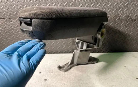 Volkswagen PASSAT B5 Armrest