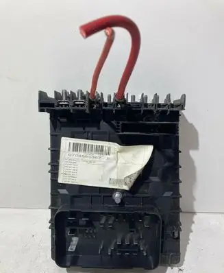 Volkswagen Touran I Fuse module 1K0937125A