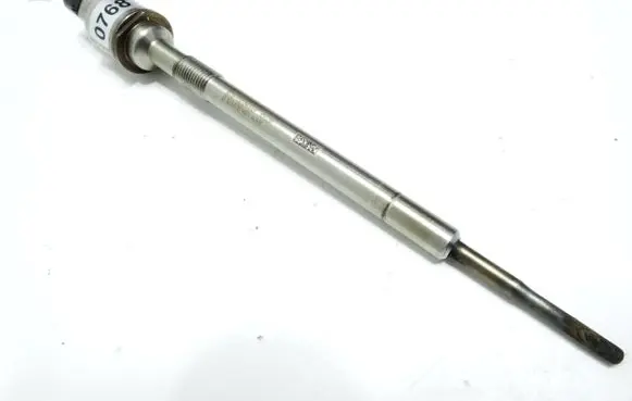 Opel Zafira C Glow plug 55564163 0103010901