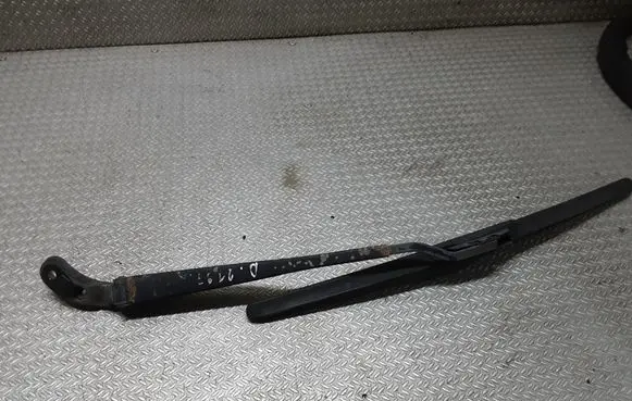 Mini One - Cooper R50 - 53 Front wiper blade arm 80005586