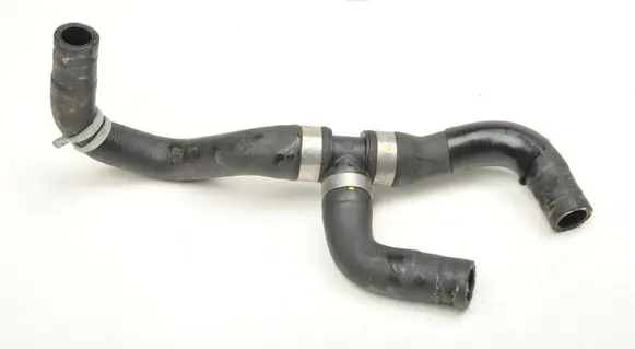 Volvo XC40 Engine coolant pipe/hose 32249387