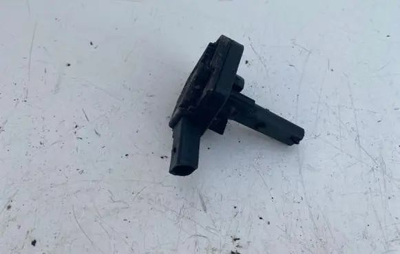 Volkswagen PASSAT B6 Oil level sensor 1J0907660C