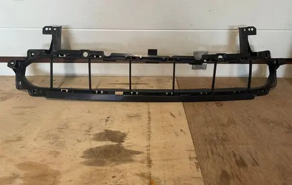 Mazda CX-30 Front grill DGH9501T0