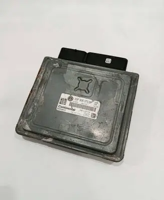 Skoda Octavia Mk2 (1Z) Engine control unit/module 03F906070BP 03F906070 5WP44616