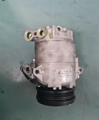 Opel Zafira B Air conditioning (A/C) compressor (pump) 93169380